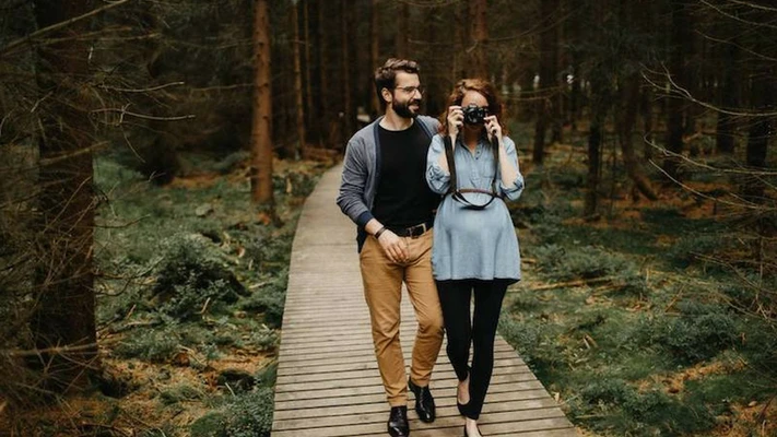7 dấu hiệu tình yêu chứng tỏ anh ấy muốn được ở bên bạn