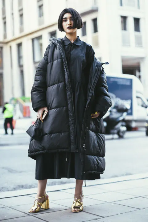 Muôn vẻ street style tại Tuần lễ thời trang London Thu-Đông 2017 - ELLE VN