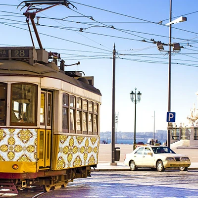 Xe điện Châu Âu 11