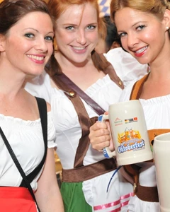 Hòa cùng Oktoberfest Việt Nam 2016 tại Windsor Plaza