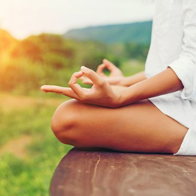 phương pháp thiền gột rửa muộn phiền elle