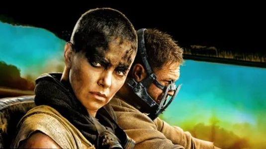 Mad Max: Fury Road với hay diễn viên chính là Charlize Theron và Tom Hardy