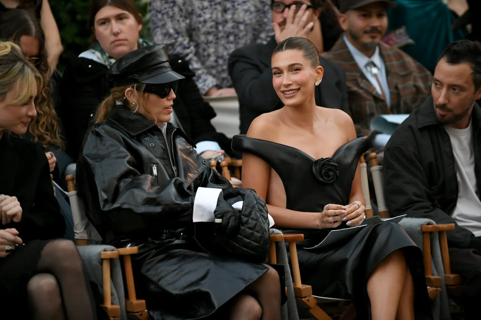 Hailey Bieber tại Vogue World