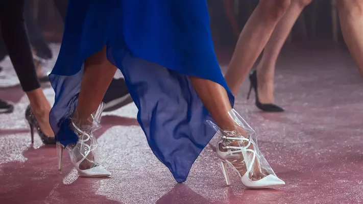 thương hiệu Off-White