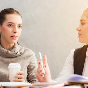 bài tập giảm đau lưng. Ảnh: Pexels