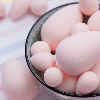7 sai lầm khi sử dụng mút trang điểm mà bạn không nhận ra - ELLE Việt Nam