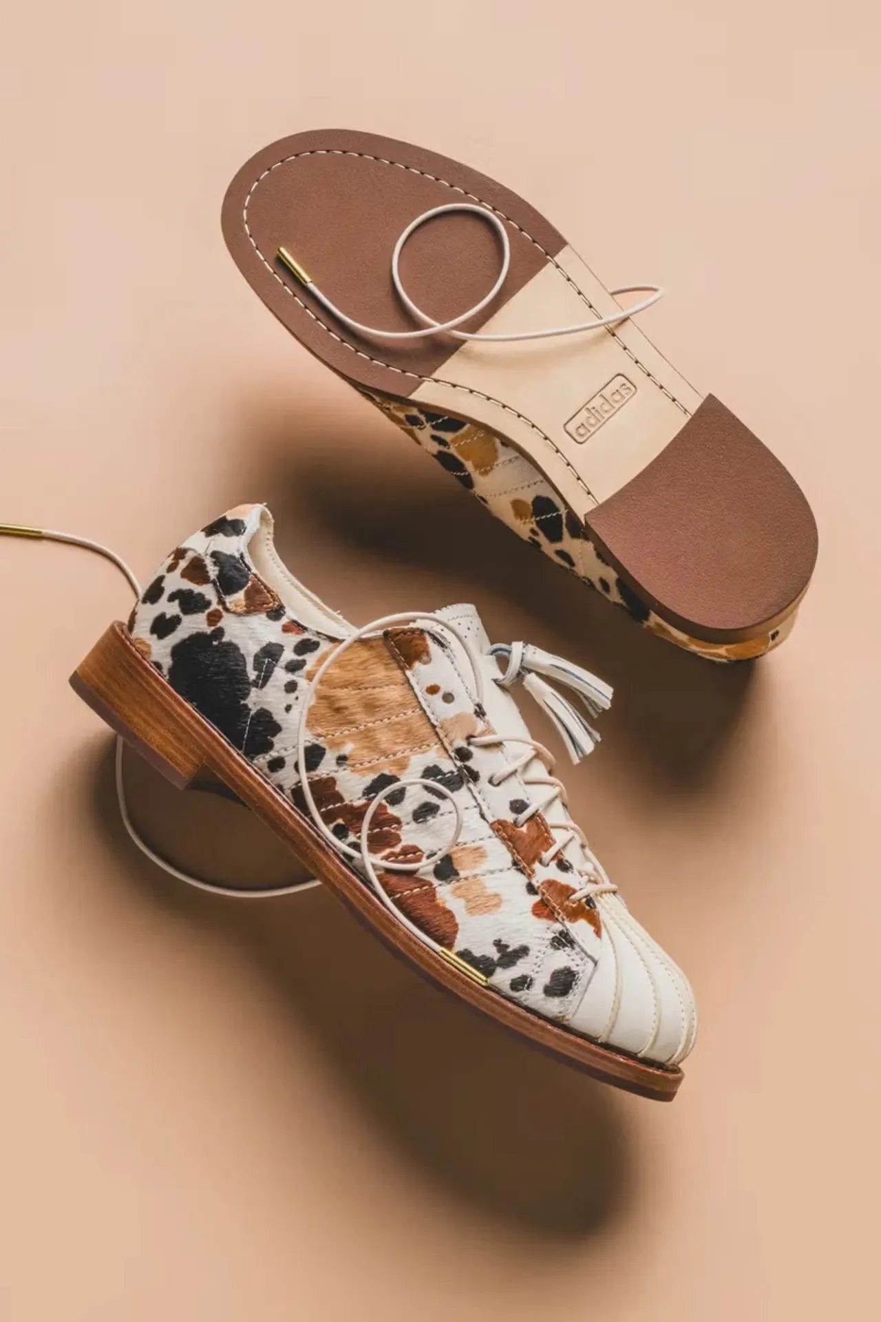 Adidas kết hợp cùng Clot cho ra mẫu giày Super Dressing