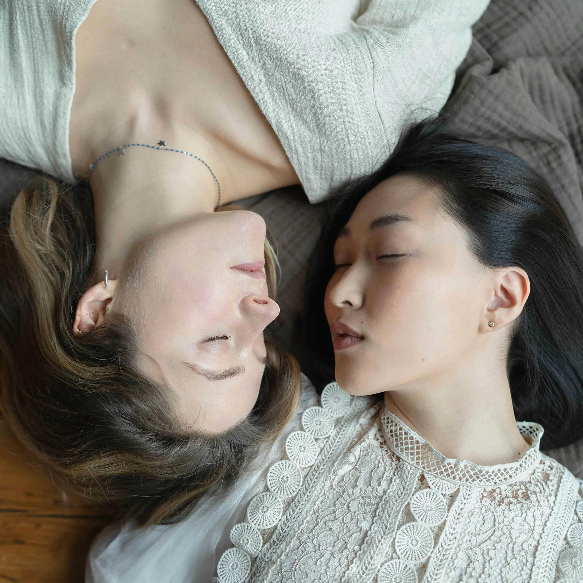 hai người bạn tâm giao
