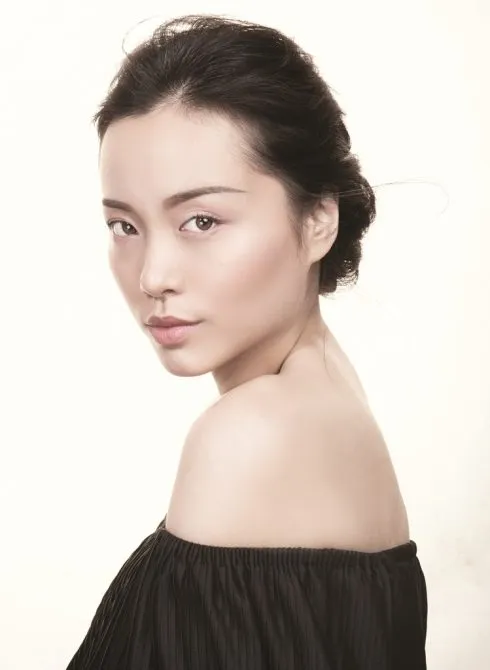 bi-quyet-lam-dep-tu-nhien-tu-rosa-truc-va-rosa-vu-1