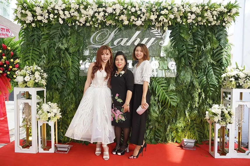 ca sĩ Thu Thuỷ