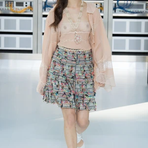 Kho dữ liệu số khổng lồ tại Chanal Xuân-Hè 2017 - ELLE VN