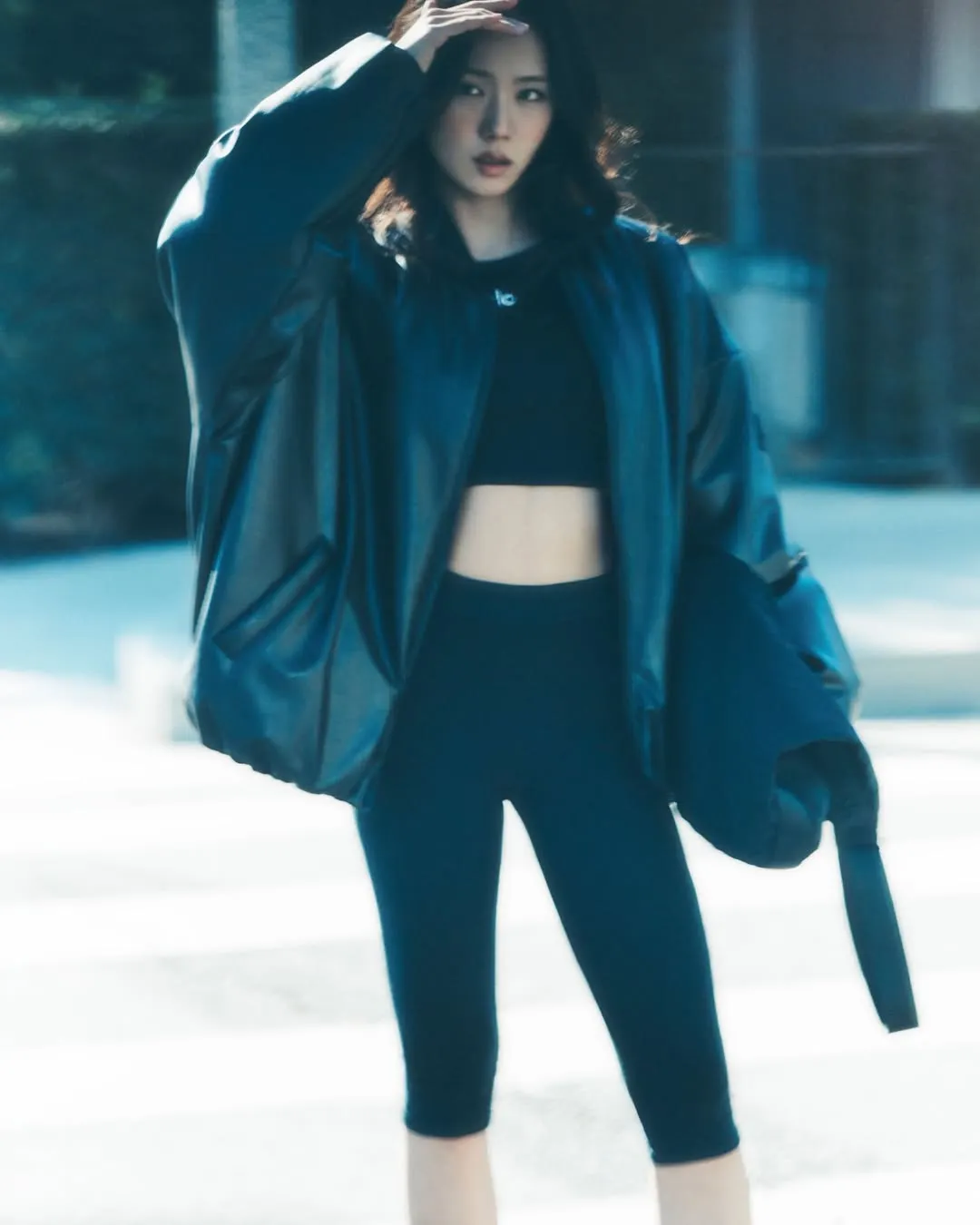 jisoo diện quần thể thao