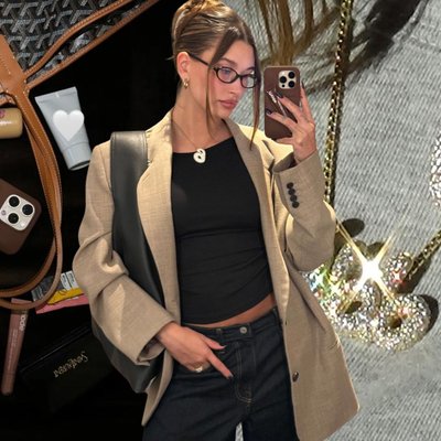 Hailey bieber phụ kiện thời trang
