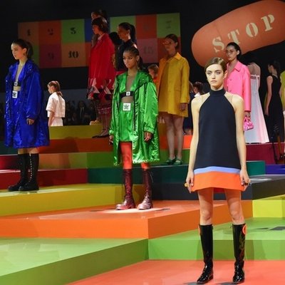 Sân khấu Dior SS22