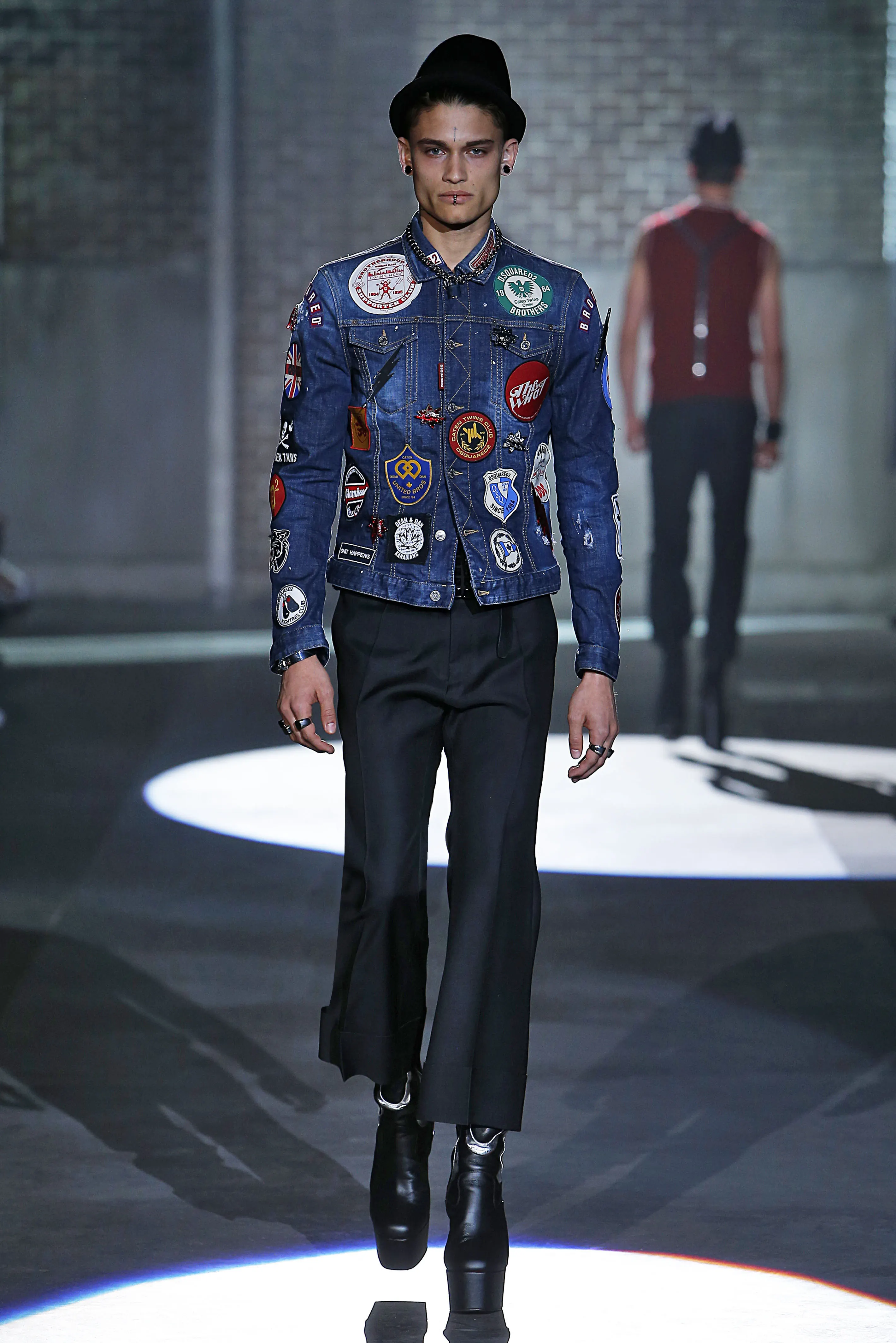 DSQUARED2 – Bộ sưu tập Nam Xuân Hè 2017
