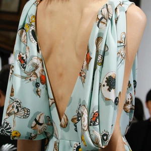 detail-schiaparelli-spring-2016-ellevietnam(11)