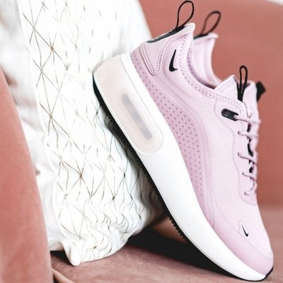Nike trình làng Air Max Dia - Thiết kế dành riêng cho phái đẹp