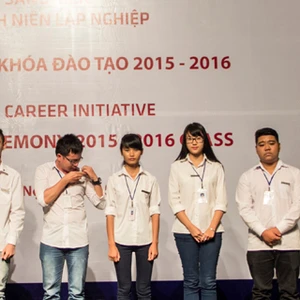 thanh nien lap nghiep.jpg