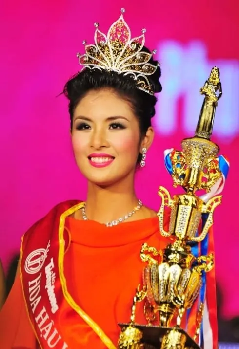 Hoa Hậu Đăng Ngọc Hân