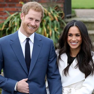 hoang tu harry va meghan markle 0
