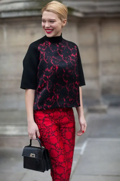 54bc579c3fd32_-_hbz-street-style-pfw-fw13-day-8-02-lgn