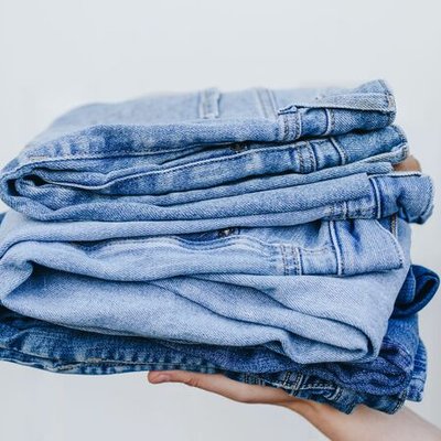 quần chất liệu denim