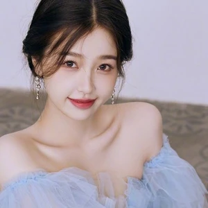 Sở hữu vóc dáng lý tưởng nhờ cách giữ dáng từ mỹ nhân xứ Trung.