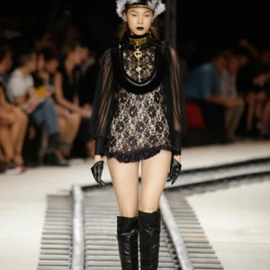 Tuần lễ Thời trang ELLE Thailand Xuân-Hè 2016