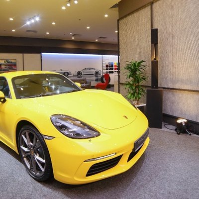 Bộ đôi 718 Cayman và 911 GT2 RS nổi bật tại sự kiện Porsche Media Night 2019 của Porsche Việt Nam