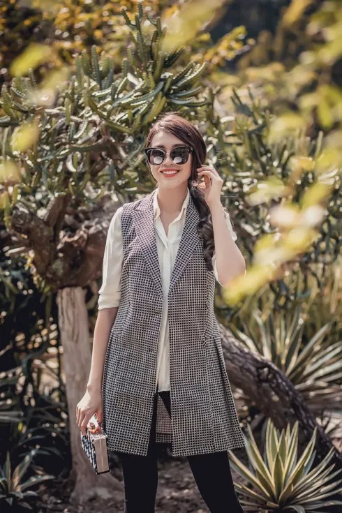 BST First Love với sự kết hợp giữa Nii và NTK rất trẻ Lương Xuân Bình chắc chắc sẽ làm hài lòng rất nhiều các tín đồ thời trang trong mùa lễ hội năm nay