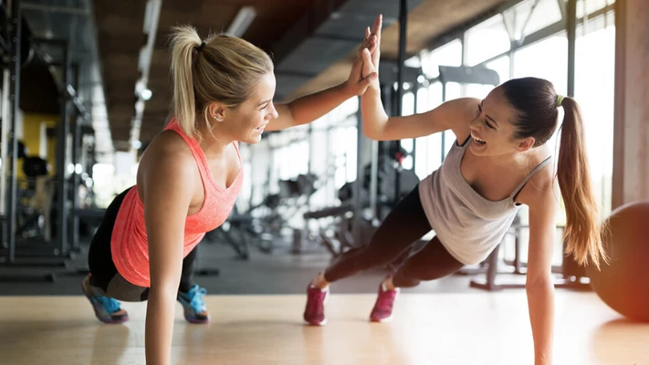 bài tập cardio - đập tay