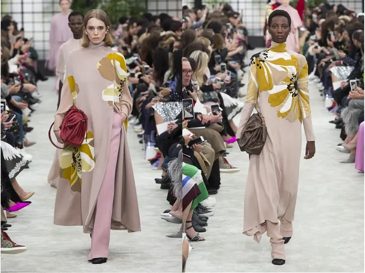 thương hiệu Valentino thương hiệu Valentino