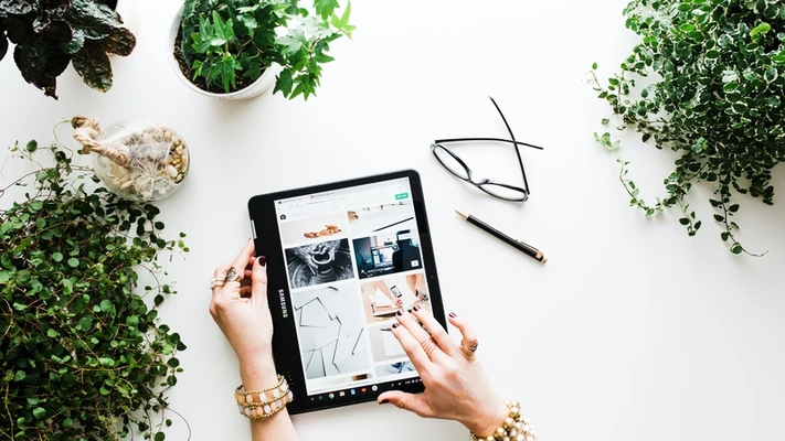internet theo dõi bạn làm việc