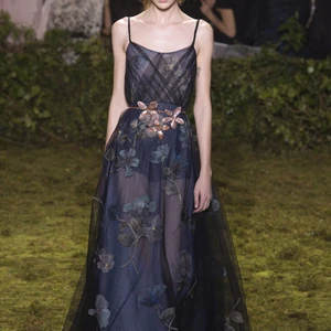 Những BST nổi bật tại tuần lễ Haute Couture Xuân-Hè 2017 - ELLE VN