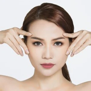 Trẻ hóa đôi mắt với công nghệ Kirakira từ Nhật Bản