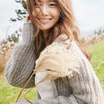Nín thở trước vẻ đẹp tỏa nắng của Im Yoona tại Jeju