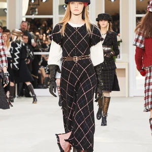 Bộ sưu tập Chanel Thu Đông 2016 ELLE VIETNAM