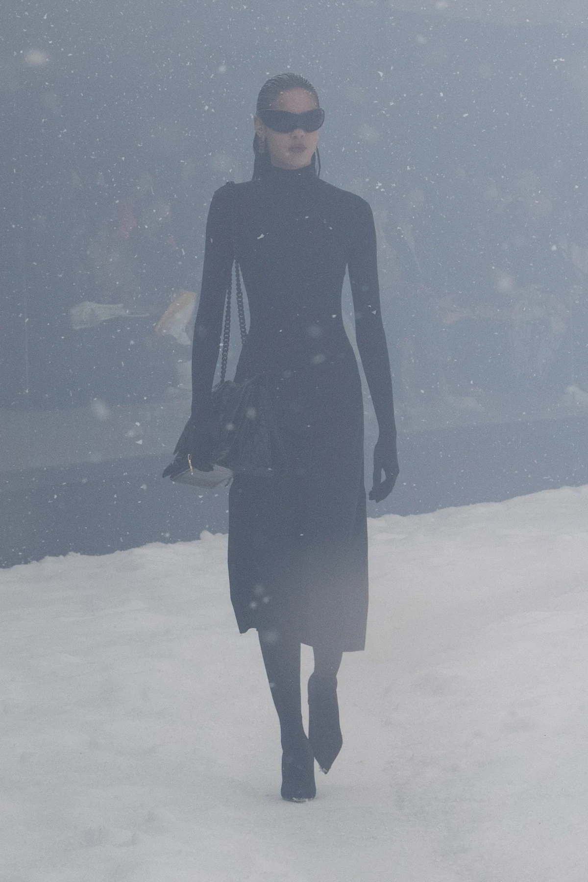 Balenciaga RTW Thu Đông 2022 look 13