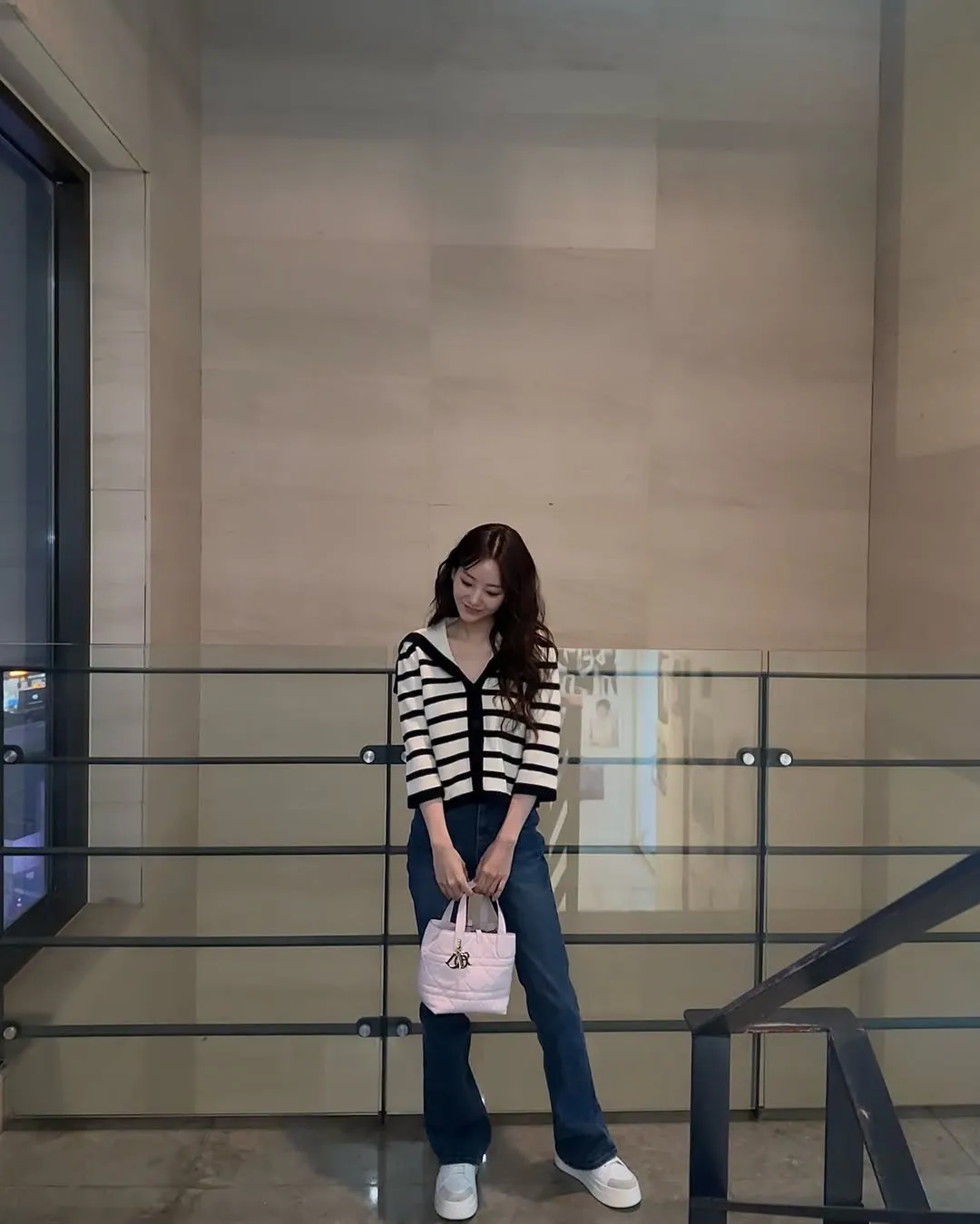 Seong‑a của "Head over Heels" ngoài đời thực