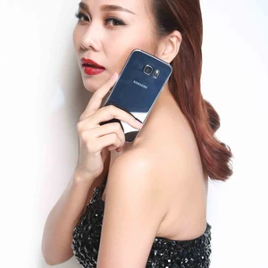 Nhân Vật: Thanh Hằng Samsung Galaxy S6 edge