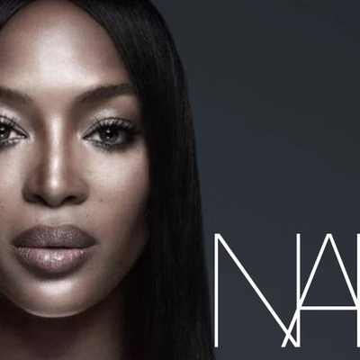 Naomi Campbell trở thành đại sứ thương hiệu mỹ phẩm Nars trong năm 2019