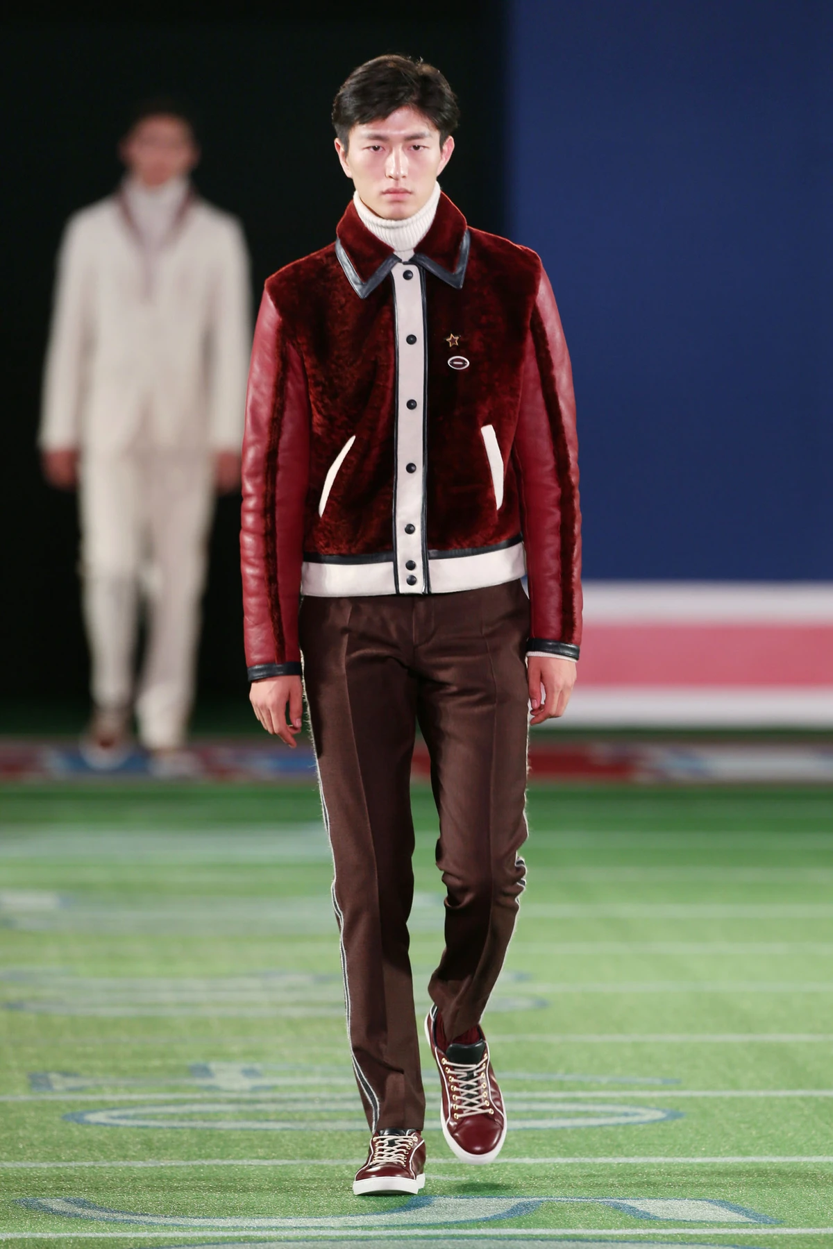 show diễn Tommy Hilfiger
