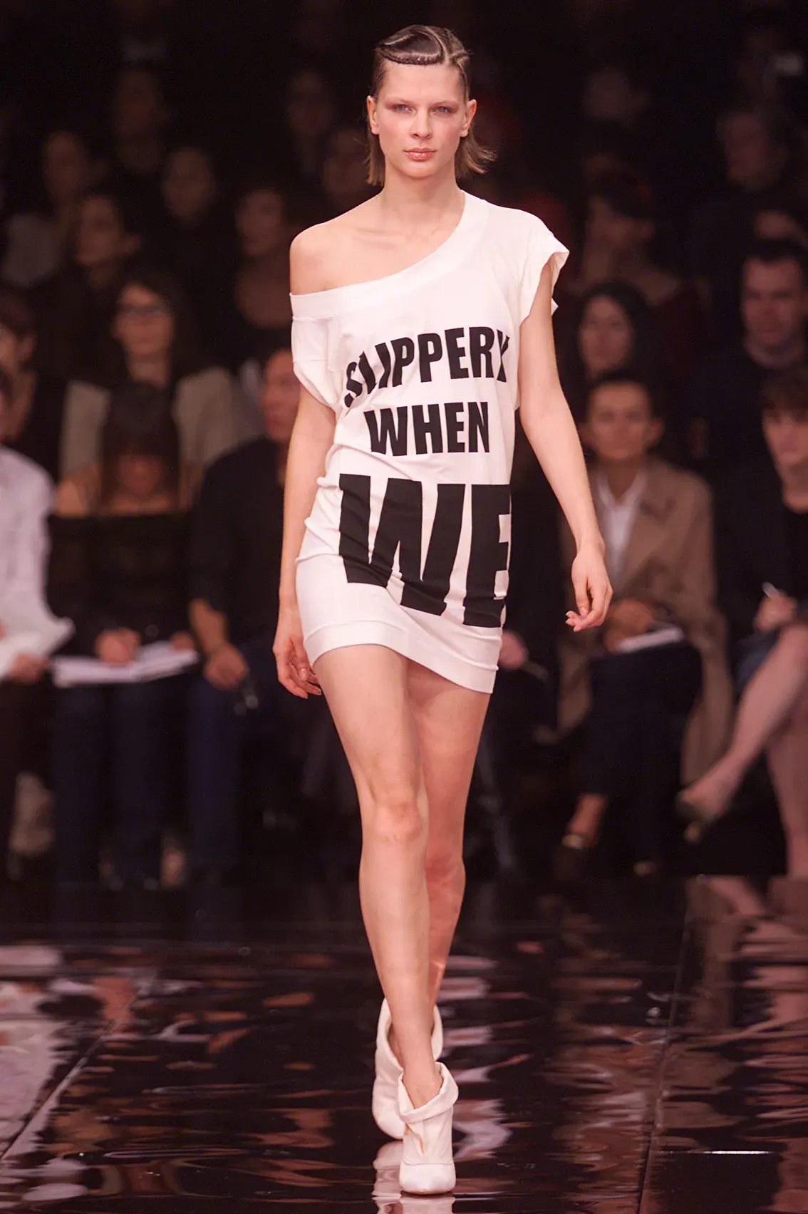 stella mccartney xuân-hè 2002 8/3