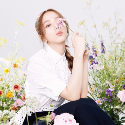 Marie Claire Jisoo