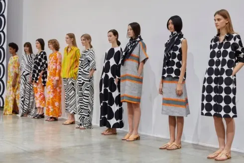 thương hiệu thời trang Marimekko - SS2016 Paris - elle vietnam