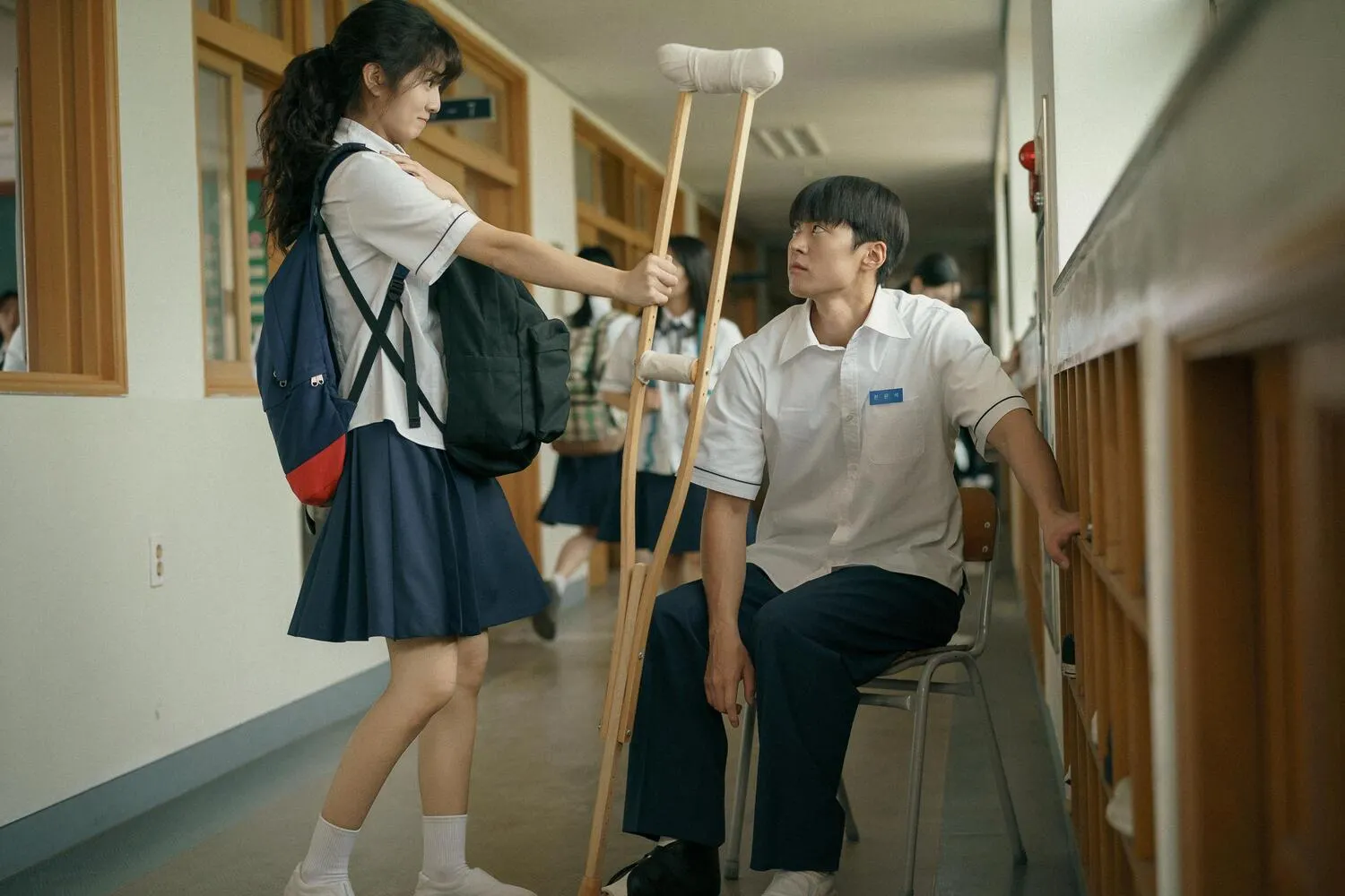 elle-review-love-untangled-netflix-2025-chuyen-tinh-toc-roi00001