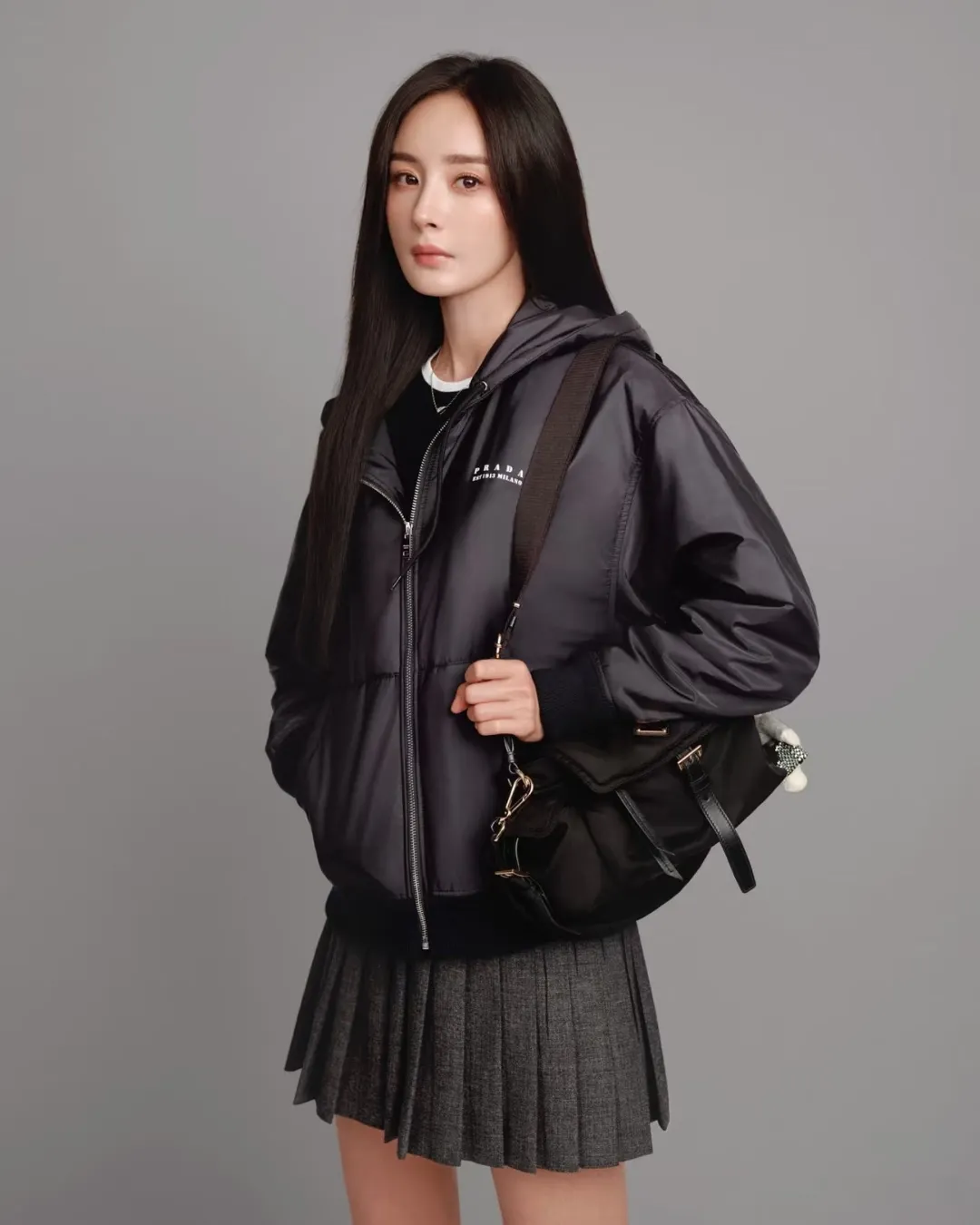 elle-duong-mich-dai-su-thuong-hieu-prada00002