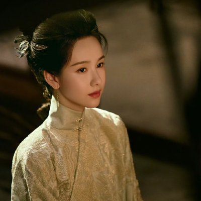 Thời trang phim quý nữ