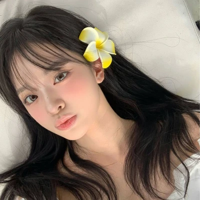 Người mẫu với làn da được phục hồi khỏe mạnh