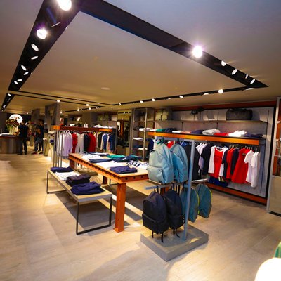 khai truong armani exchange - elle vietnam 3